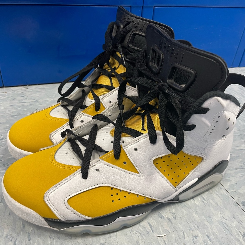 Jordan 6’s yellow white black